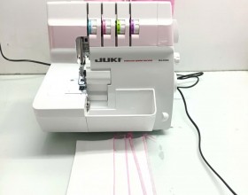 Máy vắt sổ chập ráp áo thun, vắt sổ gia đình JUKI 4 ống chỉ