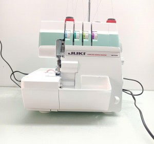 Nên mua máy vắt sổ gia đình loại nào