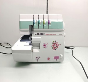 Máy vắt sổ gia đình 4 ống chỉ JUKI MO-434HA, Vắt sổ se bèo 